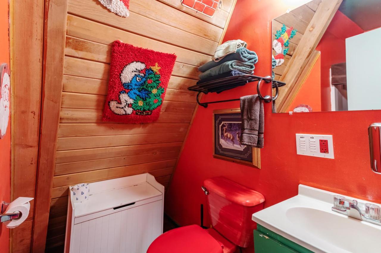 Hicksville Pines Chalets & Motel Idyllwild Esterno foto