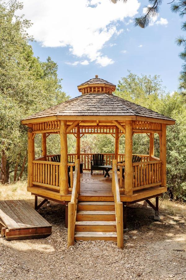 Hicksville Pines Chalets & Motel Idyllwild Esterno foto