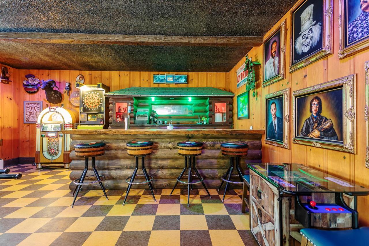 Hicksville Pines Chalets & Motel Idyllwild Esterno foto