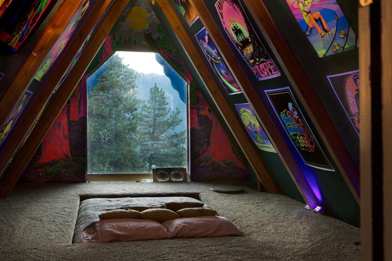 Hicksville Pines Chalets & Motel Idyllwild Esterno foto