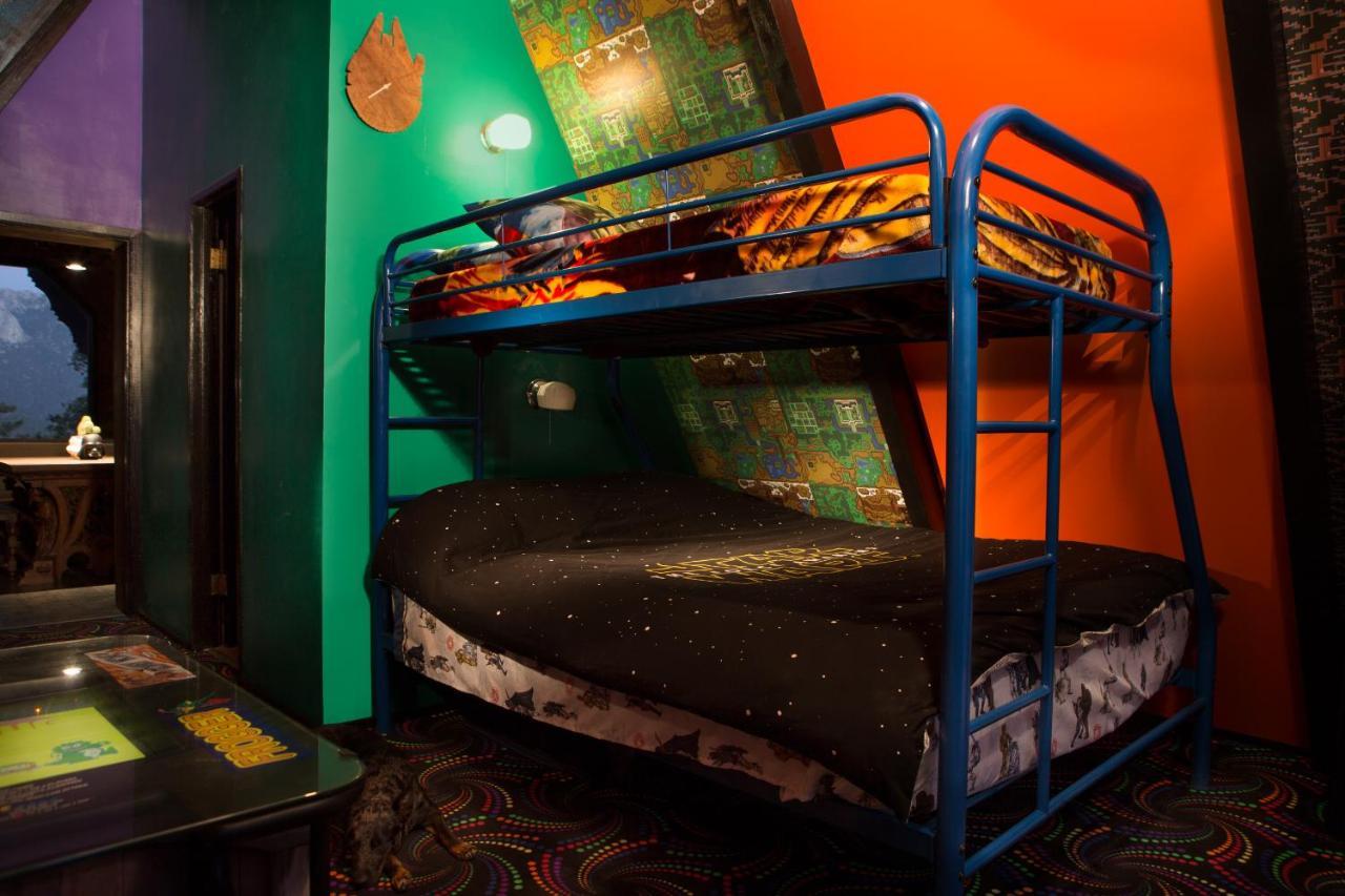 Hicksville Pines Chalets & Motel Idyllwild Esterno foto
