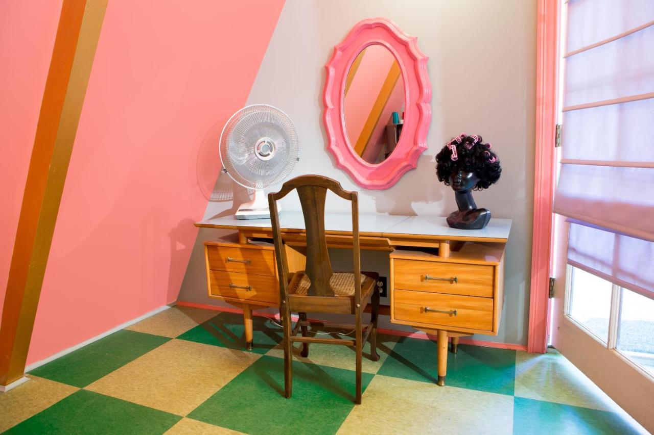 Hicksville Pines Chalets & Motel Idyllwild Esterno foto
