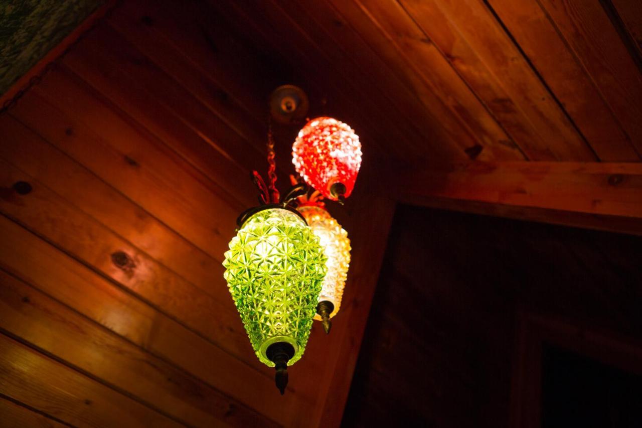 Hicksville Pines Chalets & Motel Idyllwild Esterno foto
